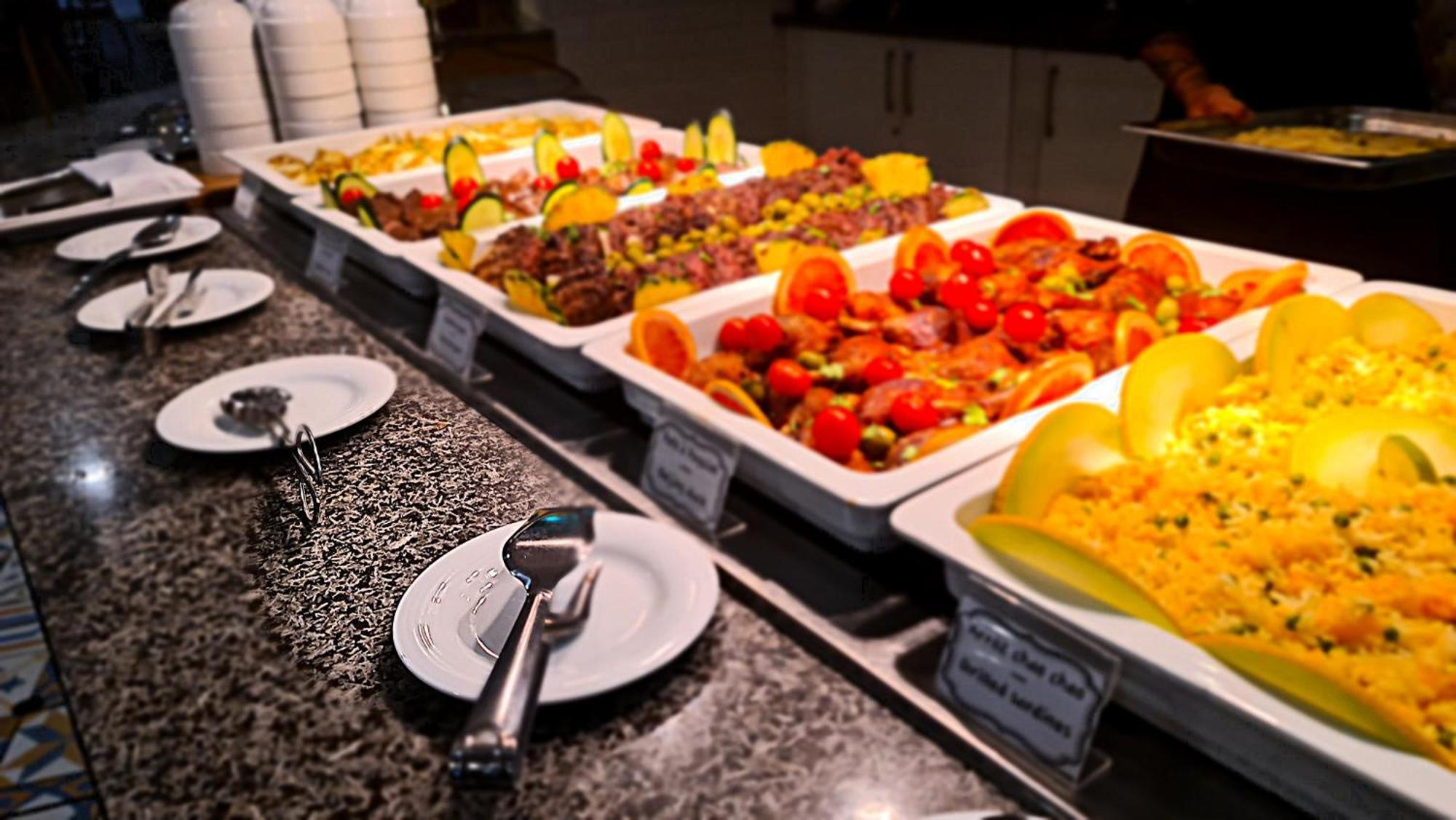Monchique Resort - Activities Included Extérieur photo A salad bar