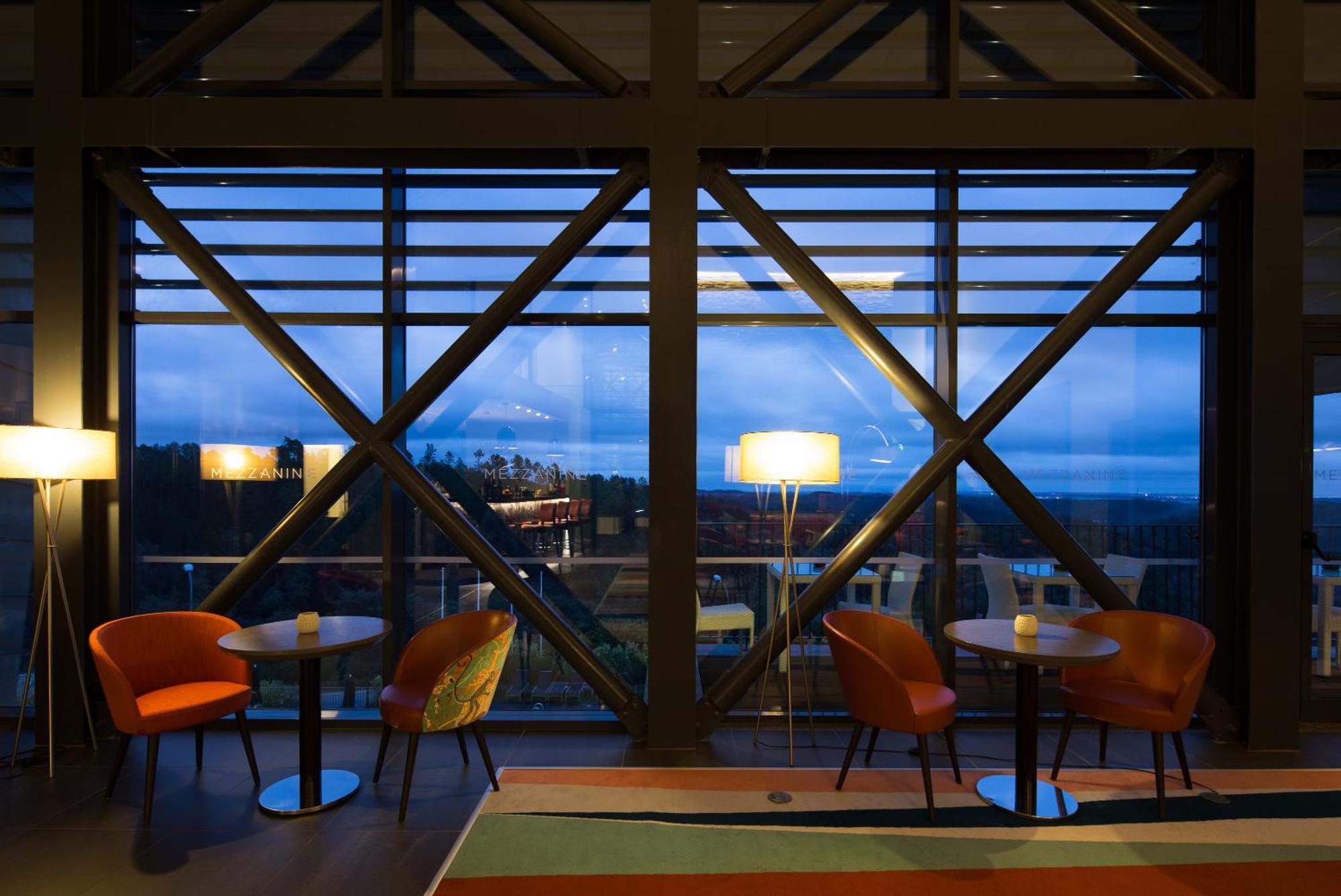 Monchique Resort - Activities Included Extérieur photo The interior of the lounge