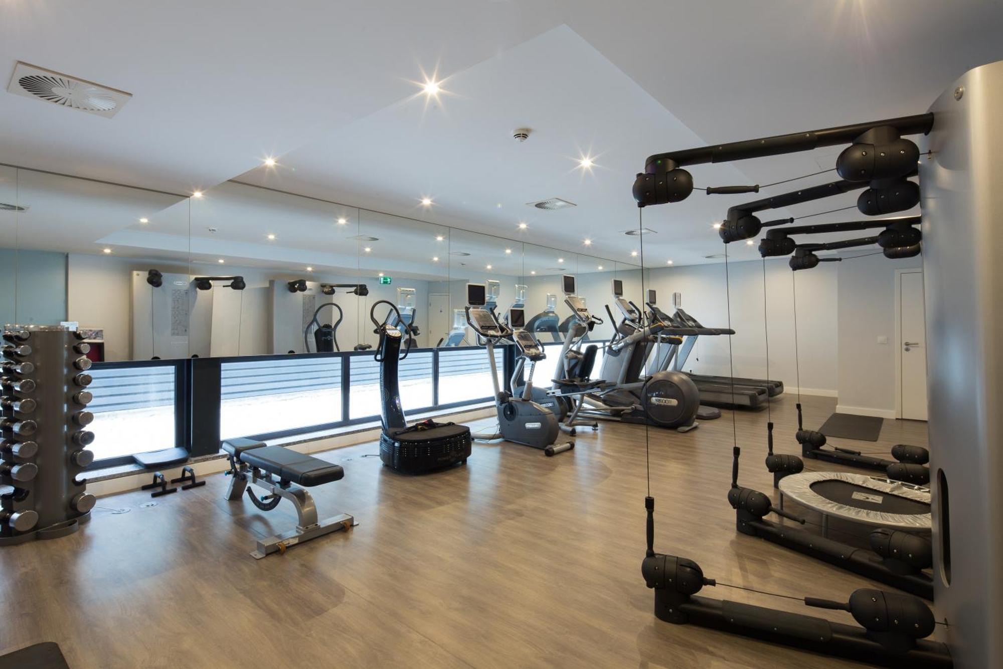 Monchique Resort - Activities Included Extérieur photo The gym at the hotel